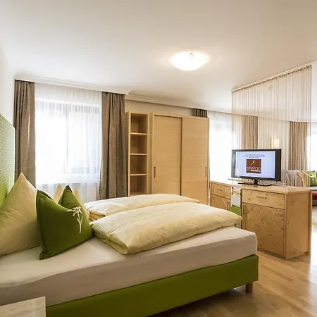 Hotell Glanz & Glory Hotel