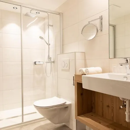Hotell Glanz & Glory Hotel