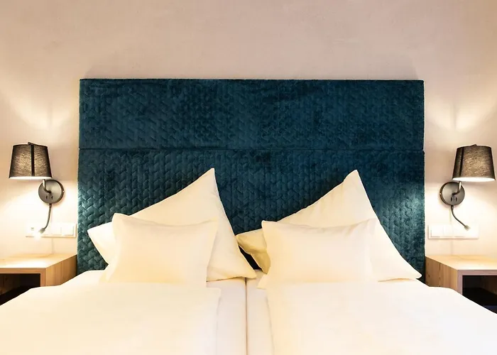 Stefan Hotel Hotell 4*