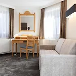 מלון Glanz & Glory Hotel זולדן