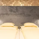 מלון Glanz & Glory Hotel זולדן